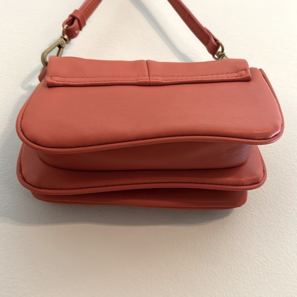 🆕Zara Mini Burnt Orange Faux Leather Crossbody - Picture 4 of 8